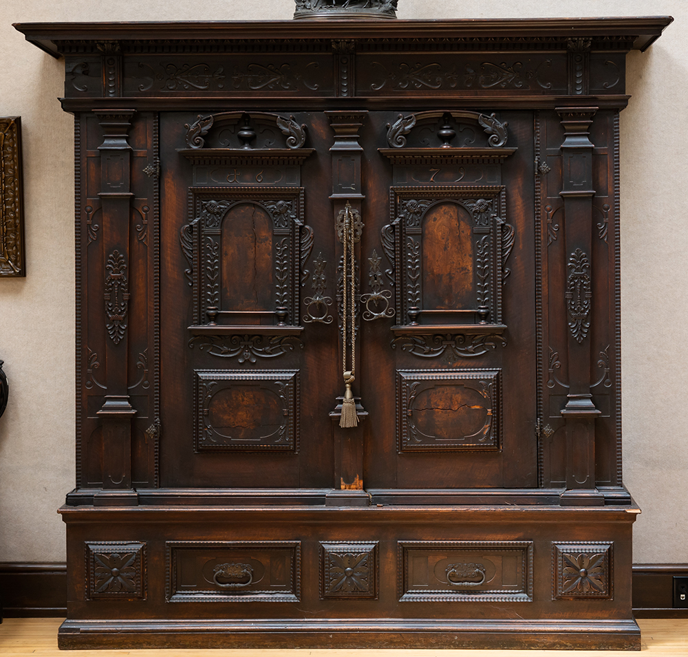 Byers bookcase large